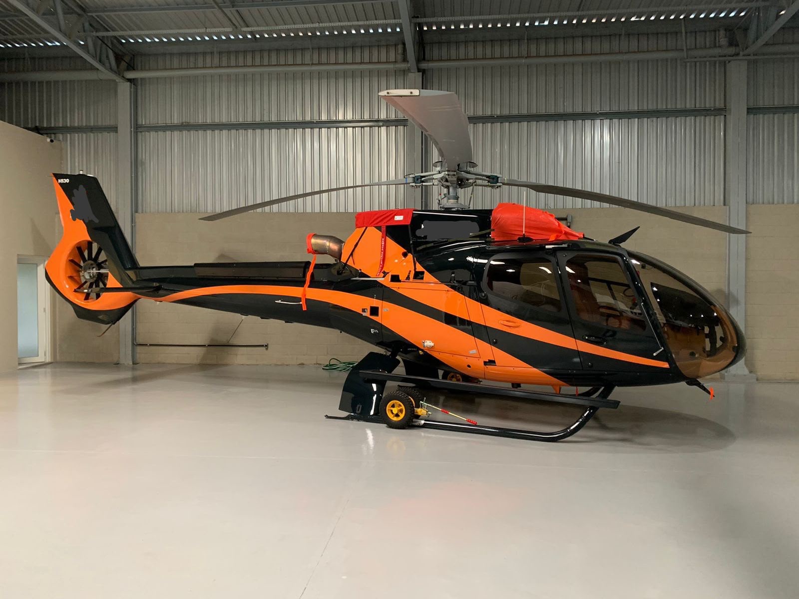 Helicóptero executivo Airbus H130